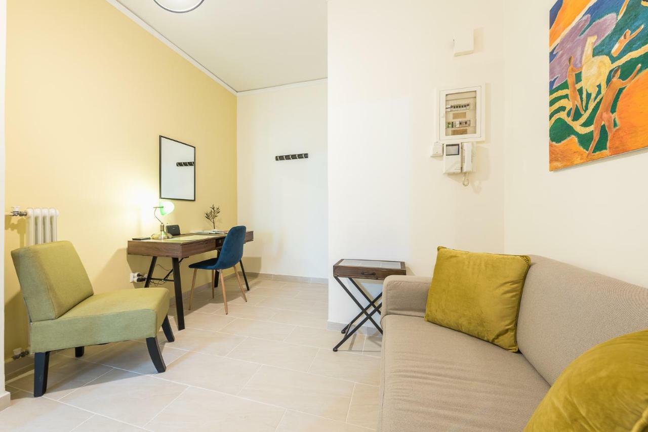 Stylish Kerameikos Apartment By Cloudkeys アテネ エクステリア 写真