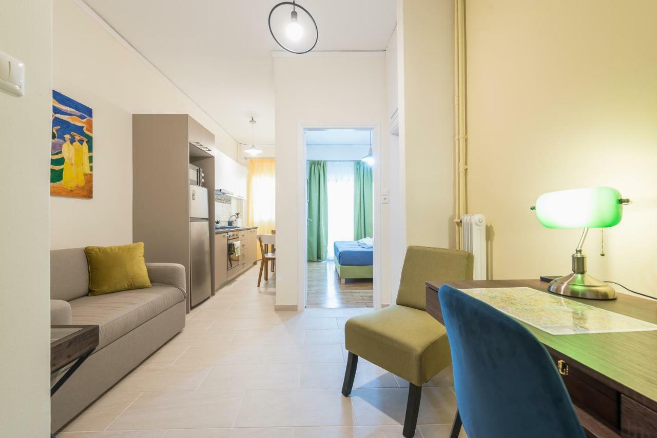 Stylish Kerameikos Apartment By Cloudkeys アテネ エクステリア 写真