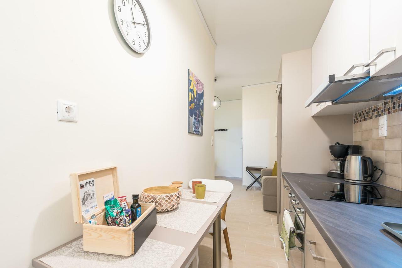 Stylish Kerameikos Apartment By Cloudkeys アテネ エクステリア 写真